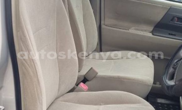 Nunua Ilio tumika Toyota Noah Beige Gari ndani ya Mombasa nchini Kenya ya Pwani Nunua Ilio tumika Toyota Noah Beige Gari ndani ya Mombasa nchini Kenya ya Pwani