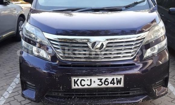 Oofamaa Toyota Vellfire Other Makiinaa iti Mombasa keessatti Coastal Kenya keessatti