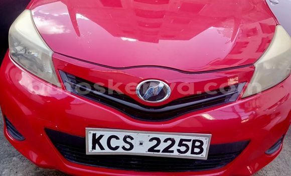 Nunua Ilio tumika Toyota Vitz Nyekundu Gari ndani ya Mombasa nchini Kenya ya Pwani Nunua Ilio tumika Toyota Vitz Nyekundu Gari ndani ya Mombasa nchini Kenya ya Pwani
