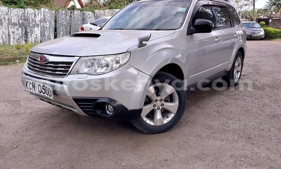 Nunua Ilio tumika Subaru Forester Fedha Gari ndani ya Import - Dubai nchini Kati Kenya
