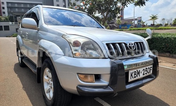 Buy Used Toyota Land Cruiser Prado Silver Car in Nairobi in Nairobi Buy Used Toyota Land Cruiser Prado Silver Car in Nairobi in Nairobi