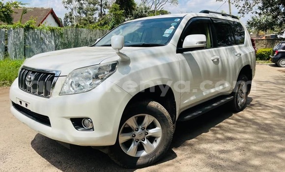 Buy Used Toyota Land Cruiser White Car in Nairobi in Nairobi Buy Used Toyota Land Cruiser White Car in Nairobi in Nairobi
