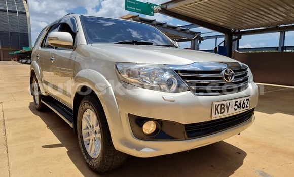 Buy Used Toyota Fortuner Beige Car in Nairobi in Nairobi Buy Used Toyota Fortuner Beige Car in Nairobi in Nairobi