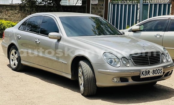 Buy Used Mercedes‒Benz E–Class Silver Car in Nairobi in Nairobi Buy Used Mercedes‒Benz E–Class Silver Car in Nairobi in Nairobi