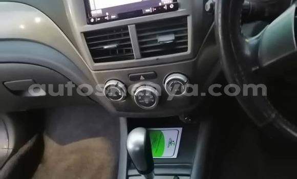 Nunua Ilio tumika Subaru Impreza Nyeusi Gari ndani ya Kajiado nchini Bonde la Ufafanuzi Nunua Ilio tumika Subaru Impreza Nyeusi Gari ndani ya Kajiado nchini Bonde la Ufafanuzi