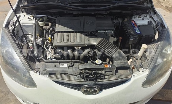 Nunua Ilio tumika Mazda Demio Nyeupe Gari ndani ya Nairobi nchini Nairobi Nunua Ilio tumika Mazda Demio Nyeupe Gari ndani ya Nairobi nchini Nairobi