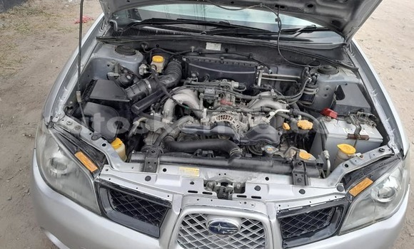 Nunua Ilio tumika Subaru Impreza Fedha Gari ndani ya Nairobi nchini Nairobi Nunua Ilio tumika Subaru Impreza Fedha Gari ndani ya Nairobi nchini Nairobi