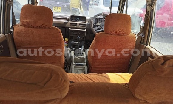 Nunua Ilio tumika Mitsubishi Pajero Beige Gari ndani ya Nairobi nchini Nairobi Nunua Ilio tumika Mitsubishi Pajero Beige Gari ndani ya Nairobi nchini Nairobi