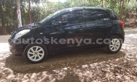 Nunua Ilio tumika Toyota Vitz Nyeusi Gari ndani ya Nairobi nchini Nairobi