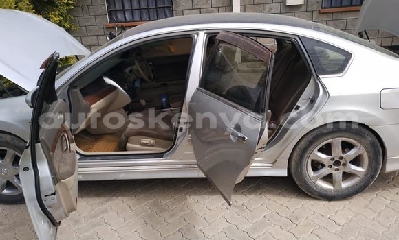 Nunua Ilio tumika Nissan Teana Fedha Gari ndani ya Nairobi nchini Nairobi Nunua Ilio tumika Nissan Teana Fedha Gari ndani ya Nairobi nchini Nairobi