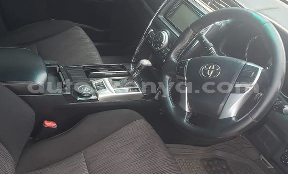 Nunua Ilio tumika Toyota Mark X Bluu Gari ndani ya Nairobi nchini Nairobi Nunua Ilio tumika Toyota Mark X Bluu Gari ndani ya Nairobi nchini Nairobi