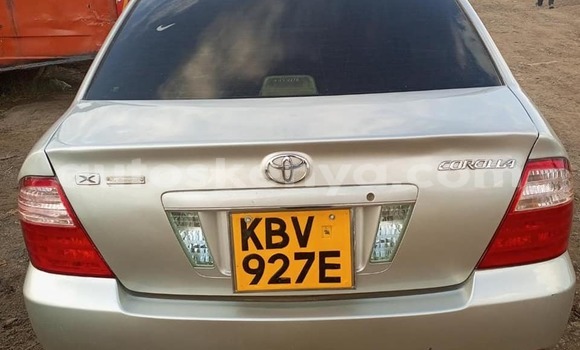 Nunua Ilio tumika Toyota Corolla Fedha Gari ndani ya Nairobi nchini Nairobi Nunua Ilio tumika Toyota Corolla Fedha Gari ndani ya Nairobi nchini Nairobi