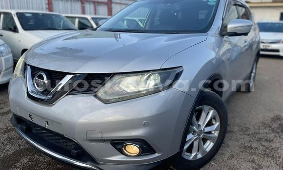Oofamaa Nissan X–Trail Silver Makiinaa iti Nairobi keessatti Nairobi keessatti Oofamaa Nissan X–Trail Silver Makiinaa iti Nairobi keessatti Nairobi keessatti