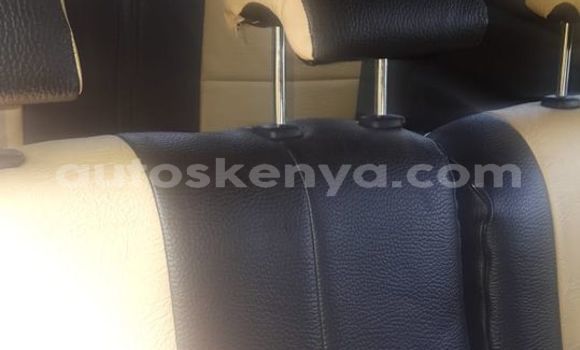 Oofamaa Toyota Wish White Makiinaa iti Nairobi keessatti Nairobi keessatti Oofamaa Toyota Wish White Makiinaa iti Nairobi keessatti Nairobi keessatti