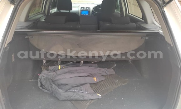 Oofamaa Toyota Fielder White Makiinaa iti Nairobi keessatti Nairobi keessatti Oofamaa Toyota Fielder White Makiinaa iti Nairobi keessatti Nairobi keessatti