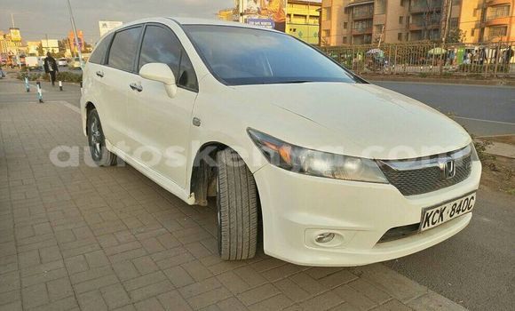 Buy Used Honda Stream White Car in Nairobi in Nairobi