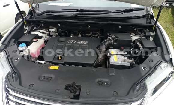 Nunua Ilio tumika Toyota Harrier Nyeupe Gari ndani ya Nairobi nchini Nairobi Nunua Ilio tumika Toyota Harrier Nyeupe Gari ndani ya Nairobi nchini Nairobi