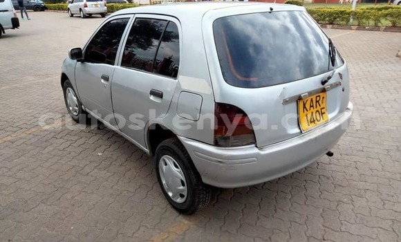 Nunua Ilio tumika Toyota Starlet Fedha Gari ndani ya Nairobi nchini Nairobi Nunua Ilio tumika Toyota Starlet Fedha Gari ndani ya Nairobi nchini Nairobi