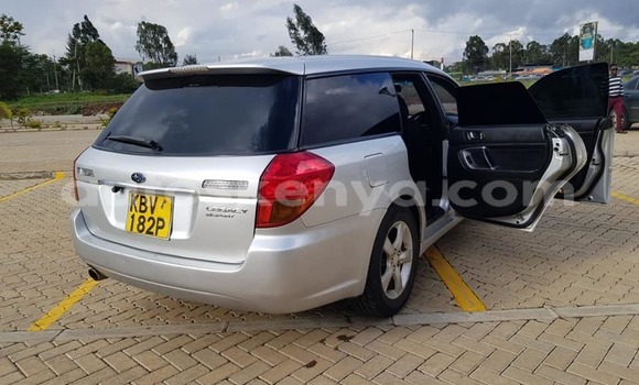 Nunua Ilio tumika Subaru Legacy Fedha Gari ndani ya Nairobi nchini Nairobi Nunua Ilio tumika Subaru Legacy Fedha Gari ndani ya Nairobi nchini Nairobi