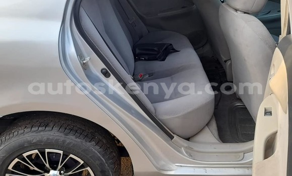 Nunua Ilio tumika Toyota Axio Fedha Gari ndani ya Nairobi nchini Nairobi Nunua Ilio tumika Toyota Axio Fedha Gari ndani ya Nairobi nchini Nairobi