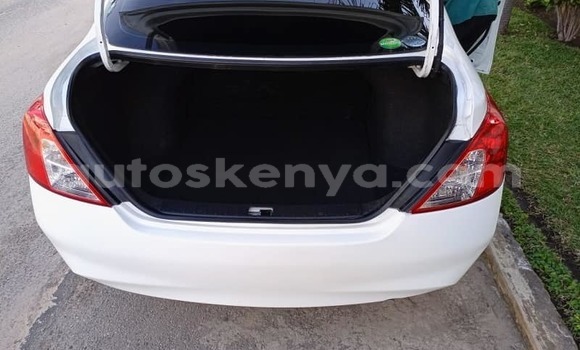 Nunua Ilio tumika Nissan tiida Nyeupe Gari ndani ya Nairobi nchini Nairobi Nunua Ilio tumika Nissan tiida Nyeupe Gari ndani ya Nairobi nchini Nairobi