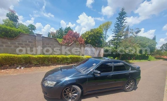 Nunua Ilio tumika Subaru Legacy Nyeusi Gari ndani ya Nairobi nchini Nairobi