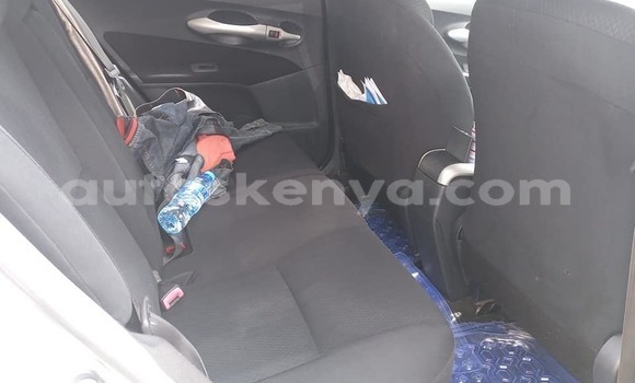 Nunua Ilio tumika Toyota Auris Fedha Gari ndani ya Nairobi nchini Nairobi Nunua Ilio tumika Toyota Auris Fedha Gari ndani ya Nairobi nchini Nairobi