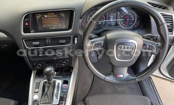 Nunua Ilio tumika Audi Q5 Nyeupe Gari ndani ya Nairobi nchini Nairobi Nunua Ilio tumika Audi Q5 Nyeupe Gari ndani ya Nairobi nchini Nairobi