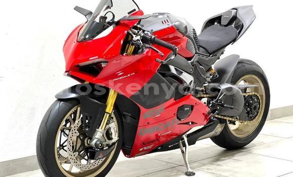 Nunua Ilio tumika Ducati Panigale Nyekundu Bike ndani ya Nairobi nchini Nairobi Nunua Ilio tumika Ducati Panigale Nyekundu Bike ndani ya Nairobi nchini Nairobi