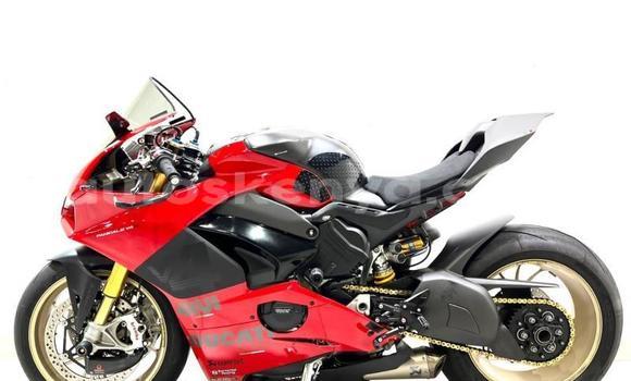 Nunua Ilio tumika Ducati Panigale Nyekundu Bike ndani ya Nairobi nchini Nairobi Nunua Ilio tumika Ducati Panigale Nyekundu Bike ndani ya Nairobi nchini Nairobi