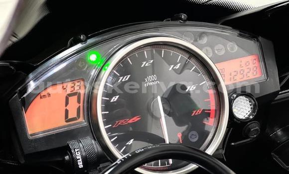 Nunua Ilio tumika Yamaha YZ Fedha Bike ndani ya Mombasa nchini Kenya ya Pwani Nunua Ilio tumika Yamaha YZ Fedha Bike ndani ya Mombasa nchini Kenya ya Pwani