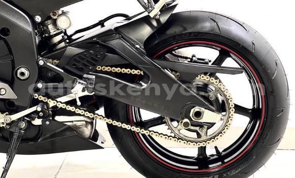 Nunua Ilio tumika Yamaha YZ Fedha Bike ndani ya Mombasa nchini Kenya ya Pwani Nunua Ilio tumika Yamaha YZ Fedha Bike ndani ya Mombasa nchini Kenya ya Pwani