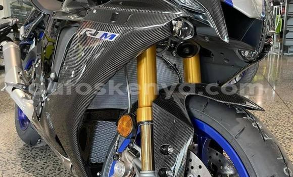 Nunua Ilio tumika Yamaha R1 Nyeusi Bike ndani ya Nairobi nchini Nairobi Nunua Ilio tumika Yamaha R1 Nyeusi Bike ndani ya Nairobi nchini Nairobi