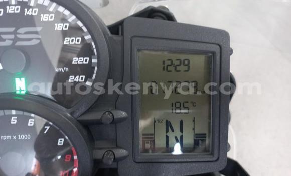 Nunua Ilio tumika BMW F 700 Nyeupe Bike ndani ya Nairobi nchini Nairobi Nunua Ilio tumika BMW F 700 Nyeupe Bike ndani ya Nairobi nchini Nairobi