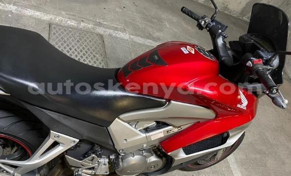 Nunua Ilio tumika Honda VFR Nyekundu Bike ndani ya Mombasa nchini Kenya ya Pwani Nunua Ilio tumika Honda VFR Nyekundu Bike ndani ya Mombasa nchini Kenya ya Pwani