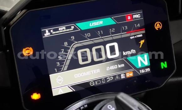 Nunua Ilio tumika Aprilia RSV Nyeusi Bike ndani ya Nairobi nchini Nairobi Nunua Ilio tumika Aprilia RSV Nyeusi Bike ndani ya Nairobi nchini Nairobi