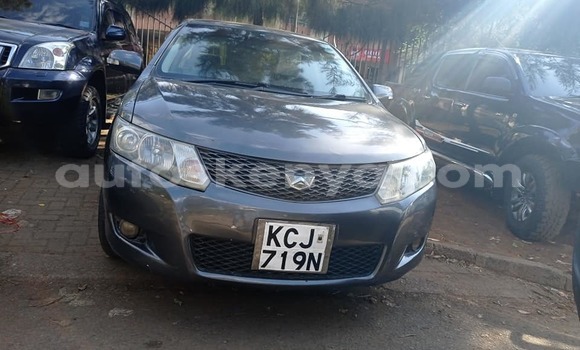 Oofamaa Toyota Allion Black Makiinaa iti Nairobi keessatti Nairobi keessatti
