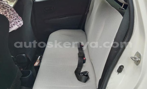 Buy Used Toyota Vitz White Car in Nairobi in Nairobi Buy Used Toyota Vitz White Car in Nairobi in Nairobi