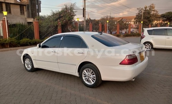 Buy Used Toyota Crown White Car in Nairobi in Nairobi Buy Used Toyota Crown White Car in Nairobi in Nairobi