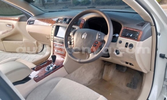 Buy Used Toyota Crown White Car in Nairobi in Nairobi Buy Used Toyota Crown White Car in Nairobi in Nairobi