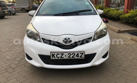 Buy Used Toyota Vitz White Car in Nairobi in Nairobi Buy Used Toyota Vitz White Car in Nairobi in Nairobi