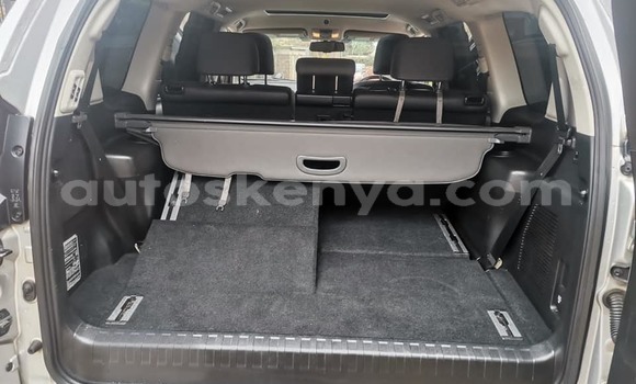 Buy Used Toyota Land Cruiser Prado Silver Car in Nairobi in Nairobi Buy Used Toyota Land Cruiser Prado Silver Car in Nairobi in Nairobi