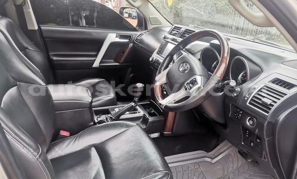 Buy Used Toyota Land Cruiser Prado Silver Car in Nairobi in Nairobi Buy Used Toyota Land Cruiser Prado Silver Car in Nairobi in Nairobi