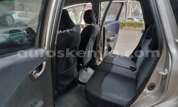 Buy Used Honda Fit Beige Car in Nairobi in Nairobi Buy Used Honda Fit Beige Car in Nairobi in Nairobi
