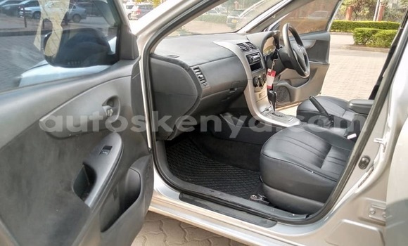 Oofamaa Toyota Fielder Silver Makiinaa iti Nairobi keessatti Nairobi keessatti Oofamaa Toyota Fielder Silver Makiinaa iti Nairobi keessatti Nairobi keessatti