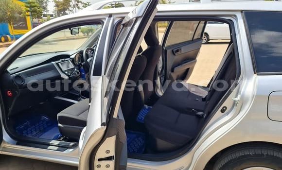 Oofamaa Toyota Fielder Silver Makiinaa iti Nairobi keessatti Nairobi keessatti Oofamaa Toyota Fielder Silver Makiinaa iti Nairobi keessatti Nairobi keessatti