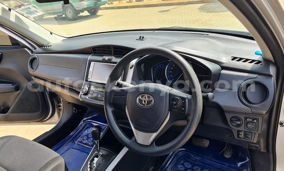 Oofamaa Toyota Fielder Silver Makiinaa iti Nairobi keessatti Nairobi keessatti Oofamaa Toyota Fielder Silver Makiinaa iti Nairobi keessatti Nairobi keessatti