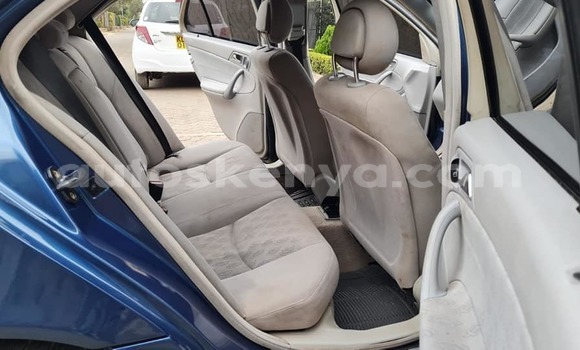 Oofamaa Mercedes‒Benz C–Class Blue Makiinaa iti Nairobi keessatti Nairobi keessatti Oofamaa Mercedes‒Benz C–Class Blue Makiinaa iti Nairobi keessatti Nairobi keessatti