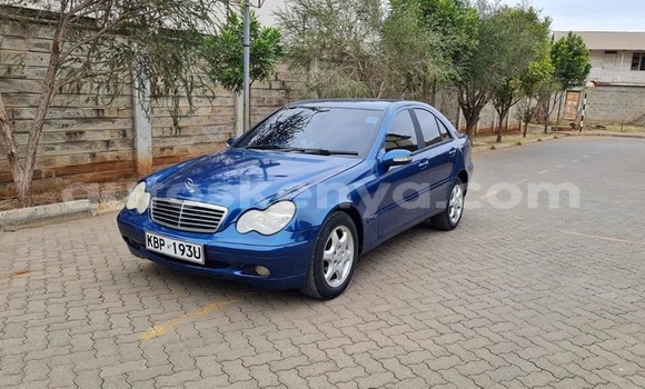 Oofamaa Mercedes‒Benz C–Class Blue Makiinaa iti Nairobi keessatti Nairobi keessatti Oofamaa Mercedes‒Benz C–Class Blue Makiinaa iti Nairobi keessatti Nairobi keessatti