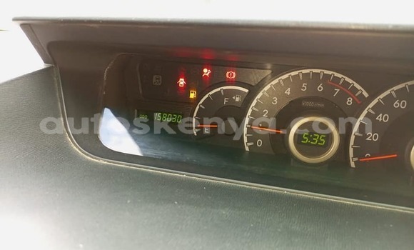 Oofamaa Toyota Voxy White Makiinaa iti Nairobi keessatti Nairobi keessatti Oofamaa Toyota Voxy White Makiinaa iti Nairobi keessatti Nairobi keessatti